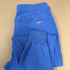 FIGS Tansen Jogger Scrub Pants - Men’s Medium - Ceil Blue